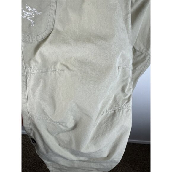 Arc’teryx Women's 8 Cargo Hiking Pants Light Tan  EUC Adjustable Length - Picture 6 of 15